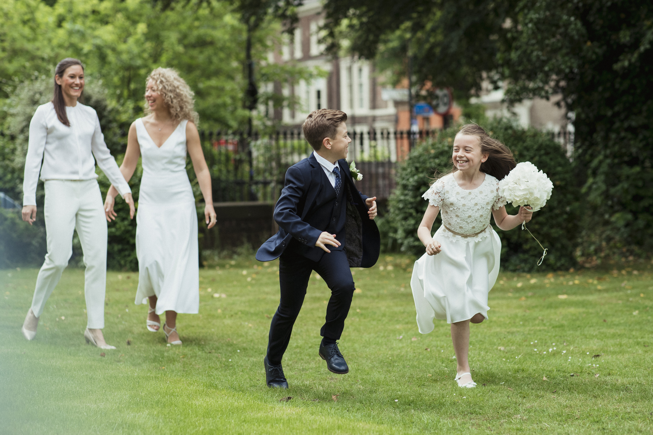 Creative Ways to Include Your Kids in Your Wedding Photos