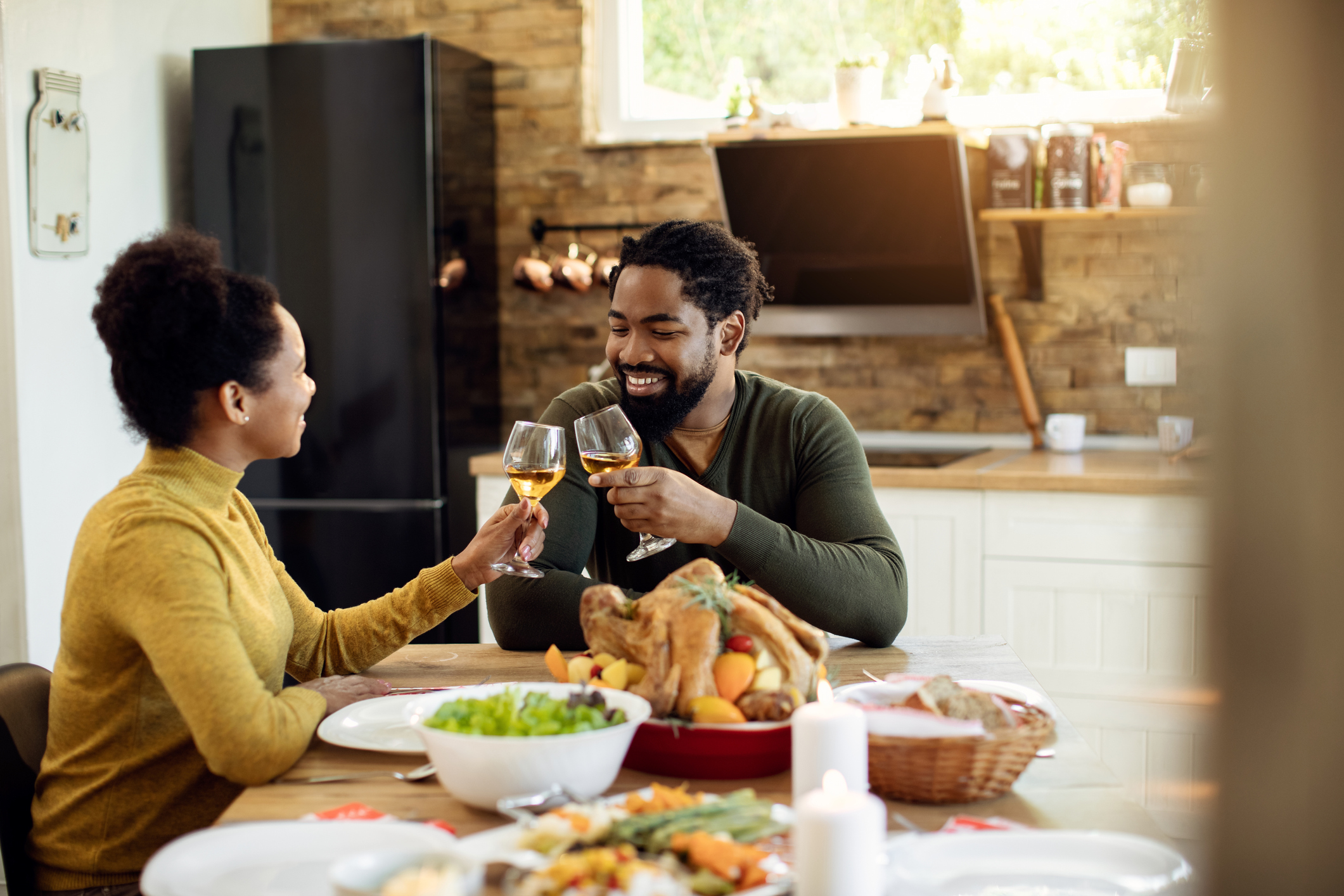 WHAT THANKSGIVING TRADITIONS SHOULD YOU START AS A NEWLY MARRIED COUPLE?