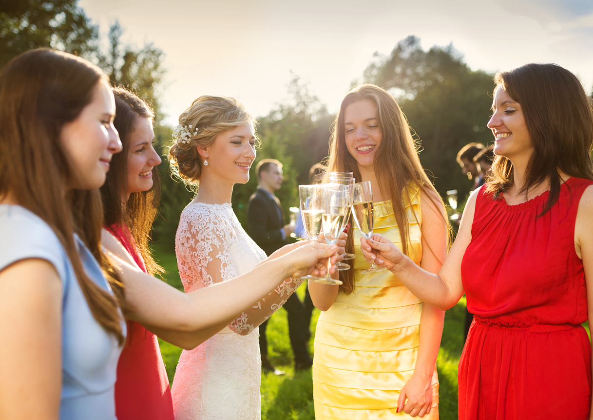 6 Summer Wedding Attire Ideas 