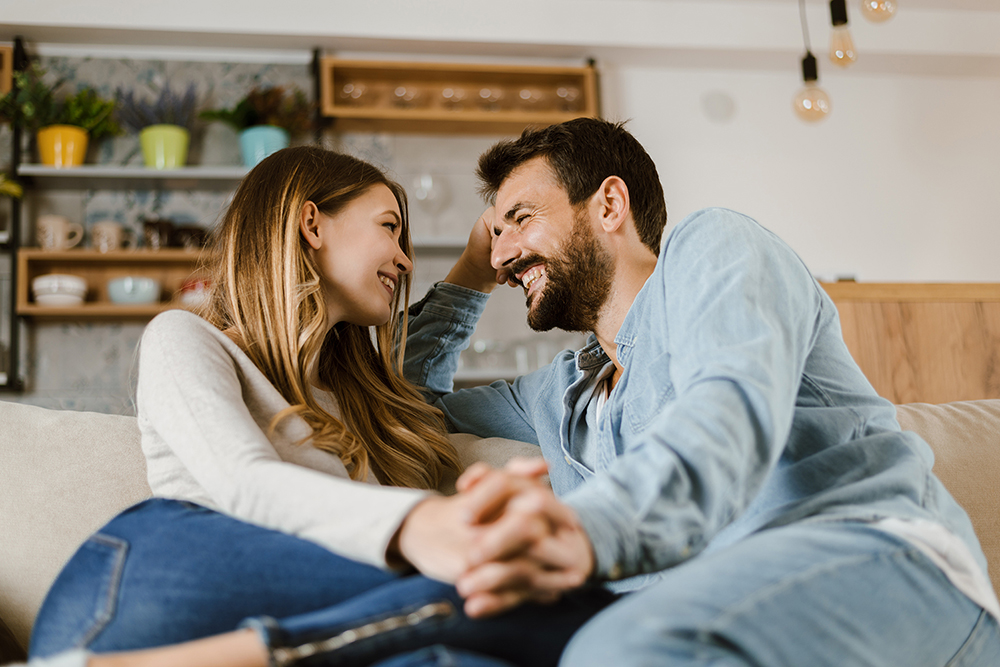 5 Deep Conversation Starters for You and Your Partner – Hitchswitch-Blog