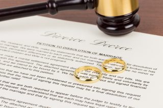 How to Change Your Name On Your Passport After Divorce? 2025