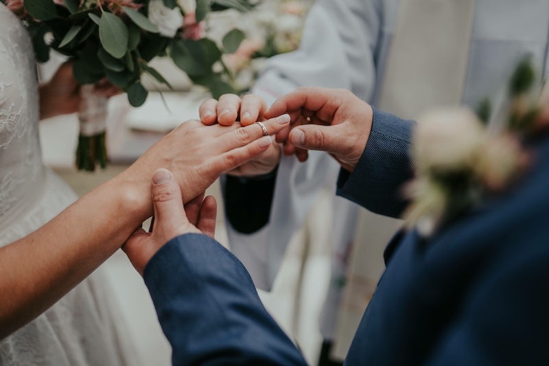 how to change your name after marriage